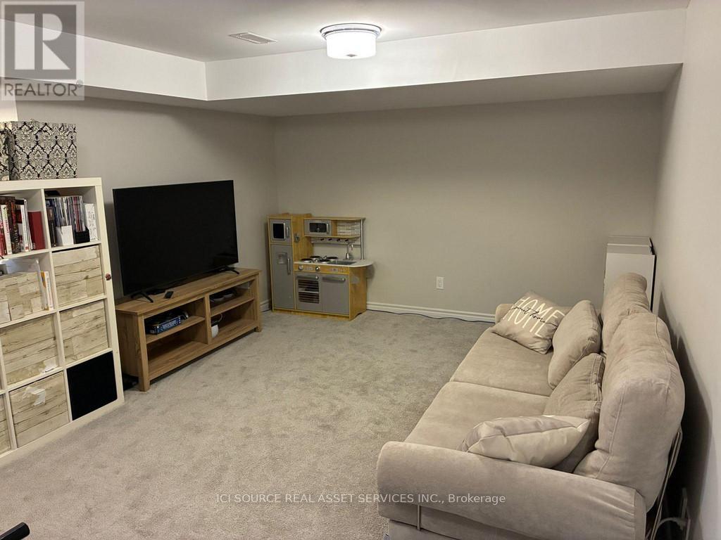 3 Bed, 3 Bath House for Rent in Ottawa – 303 KANASHTAGE TERRACE, Ottawa – MLS# X13439338 - Image 20