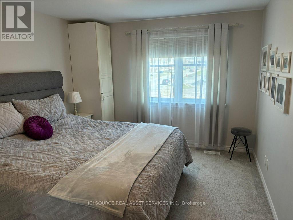 3 Bed, 3 Bath House for Rent in Ottawa – 303 KANASHTAGE TERRACE, Ottawa – MLS# X13439338 - Image 33