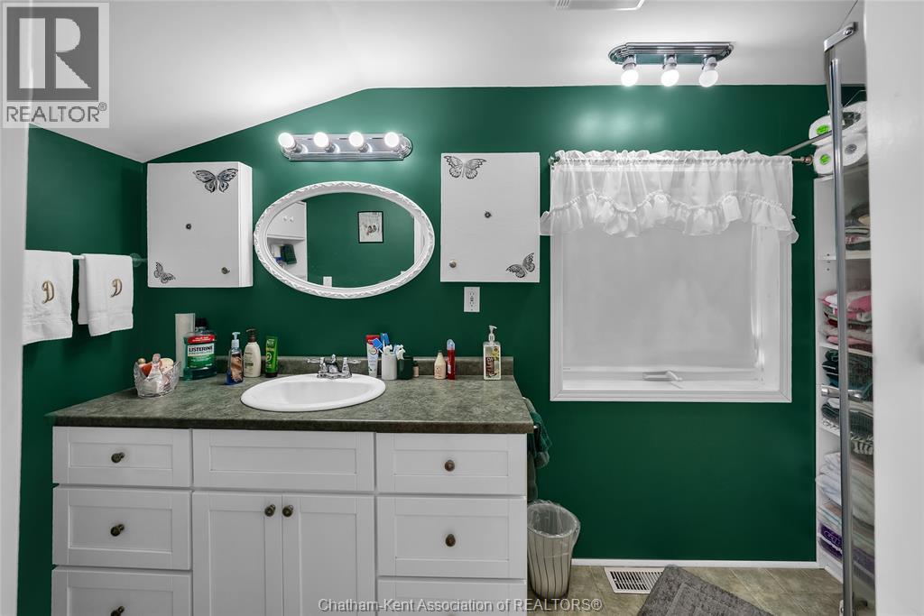 18518 Erie Shore DRIVE - 20