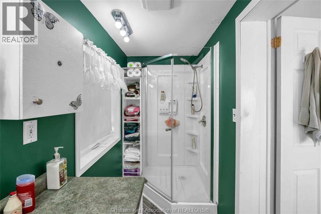18518 Erie Shore DRIVE - 22