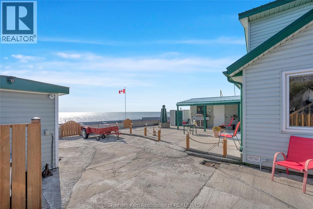 18518 Erie Shore DRIVE - 32