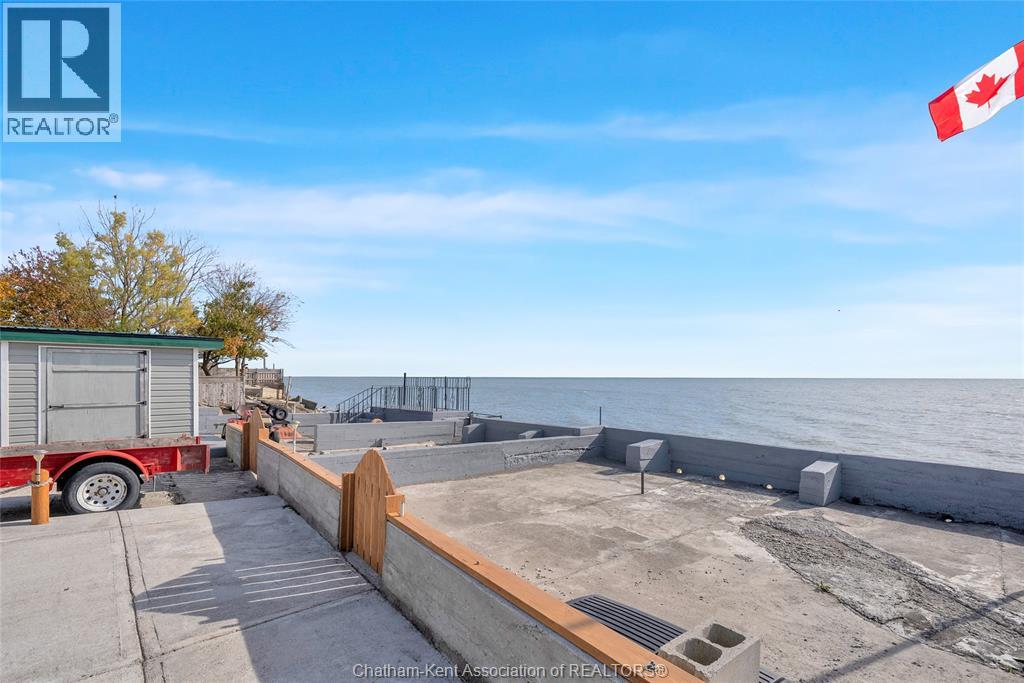18518 Erie Shore DRIVE - 35