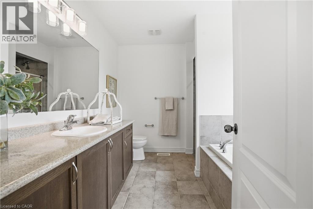 6414 DILALLA Crescent - 14