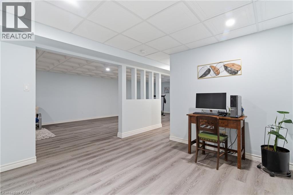 155 SOUTH Street - Image 21