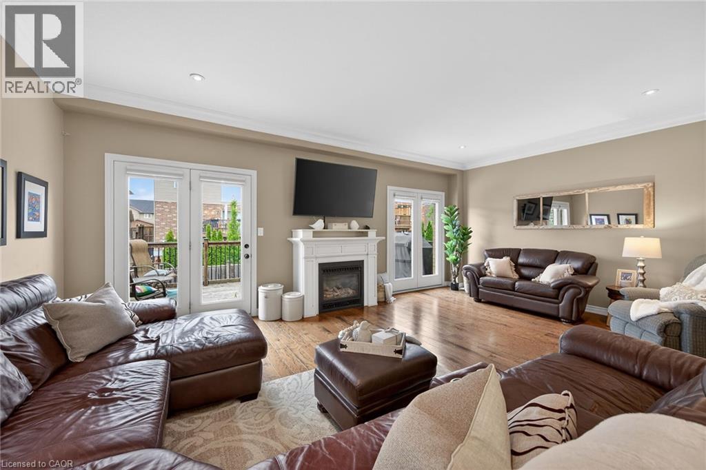 4-bedroom home for sale at 6 SOUTHWOOD Crescent, Caledonia ON · photo 16 of 51