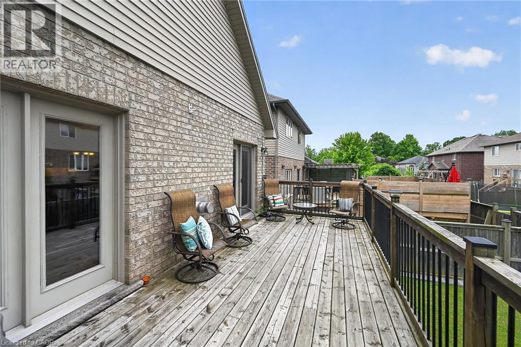 4-bedroom home for sale at 6 SOUTHWOOD Crescent, Caledonia ON · photo 43 of 51
