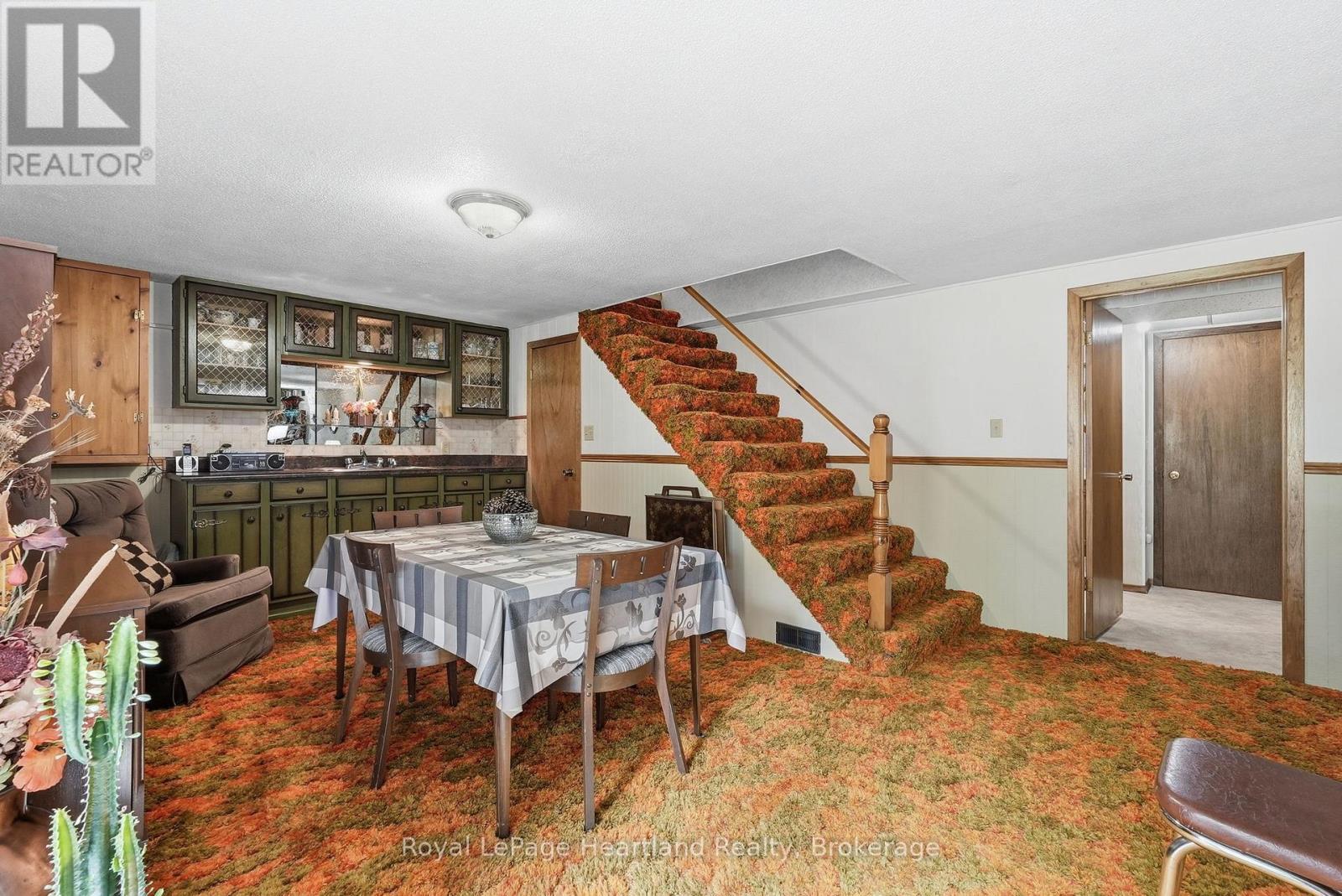 265 THOMAS STREET - 22