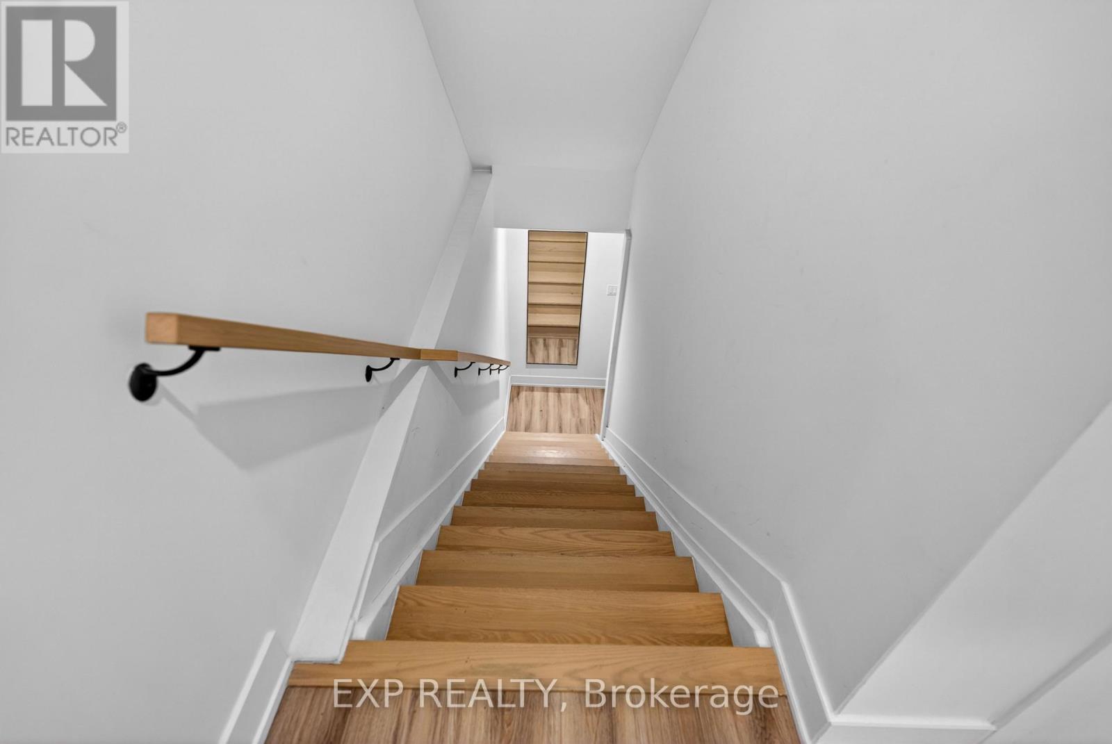 273 DUNCAIRN AVENUE - 15