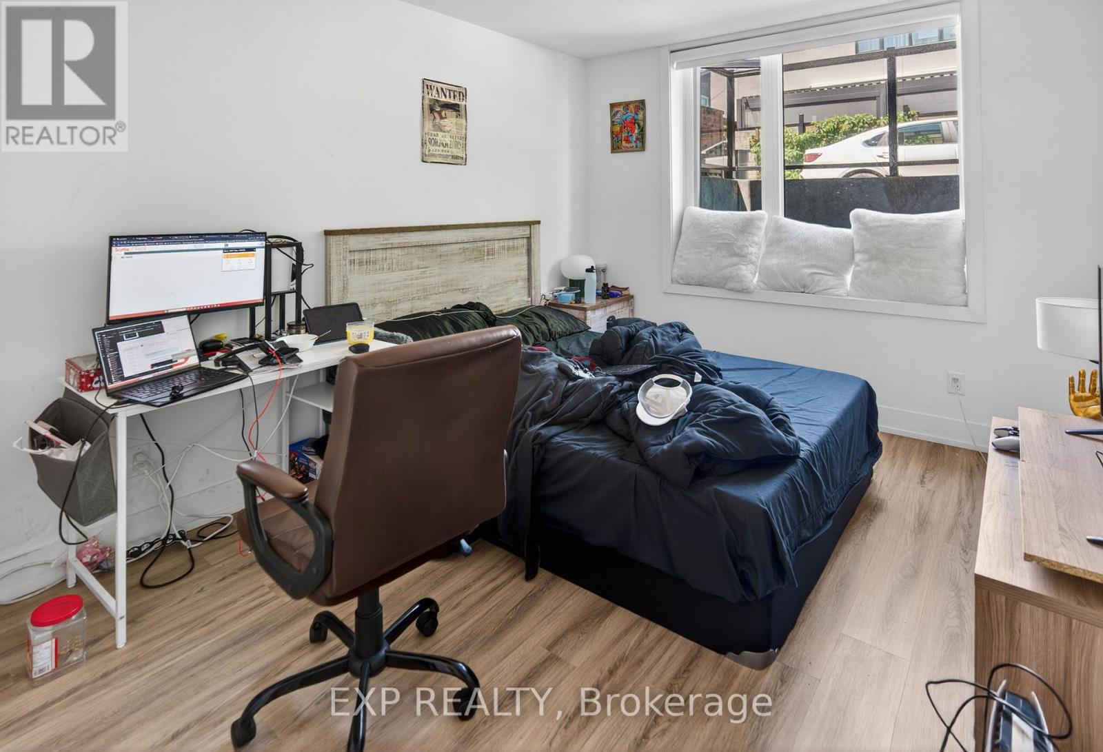 273 DUNCAIRN AVENUE - 16