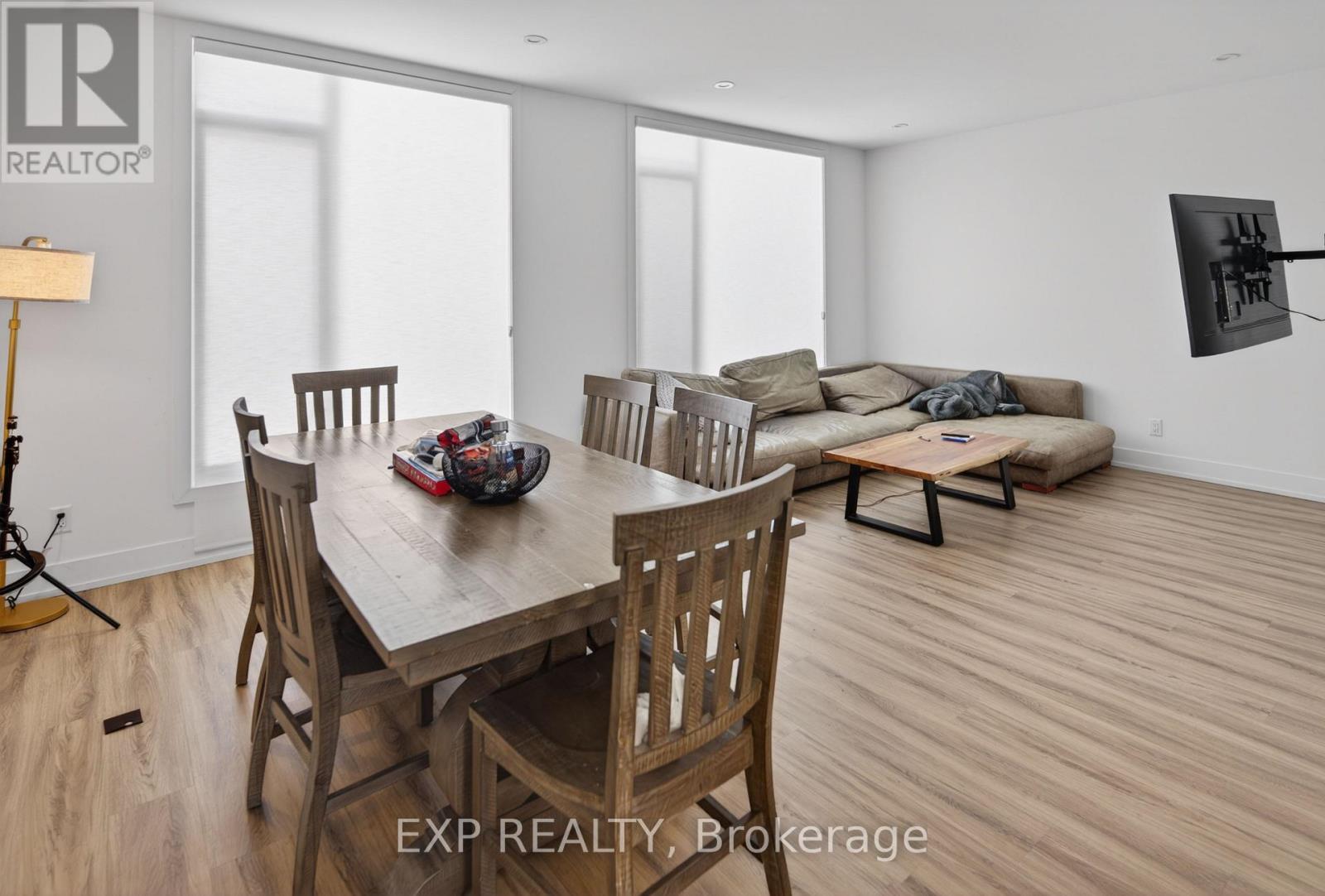 273 DUNCAIRN AVENUE - 17