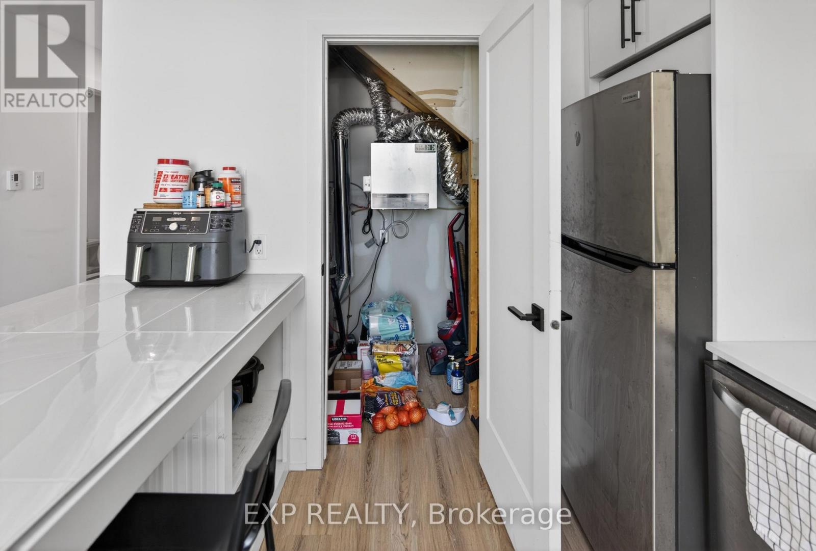 273 DUNCAIRN AVENUE - 20