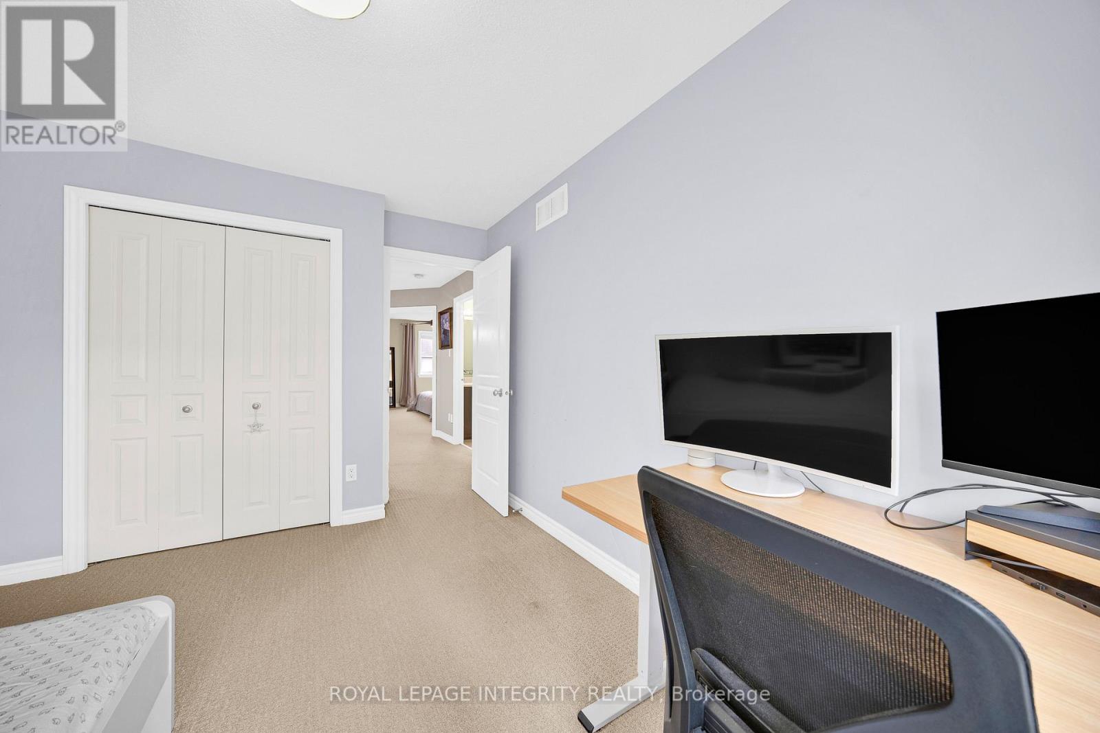 3 Bed, 3 Bath House for Sale in Ottawa – 25 MADELON DRIVE, Ottawa – MLS# X13439404 - Image 31