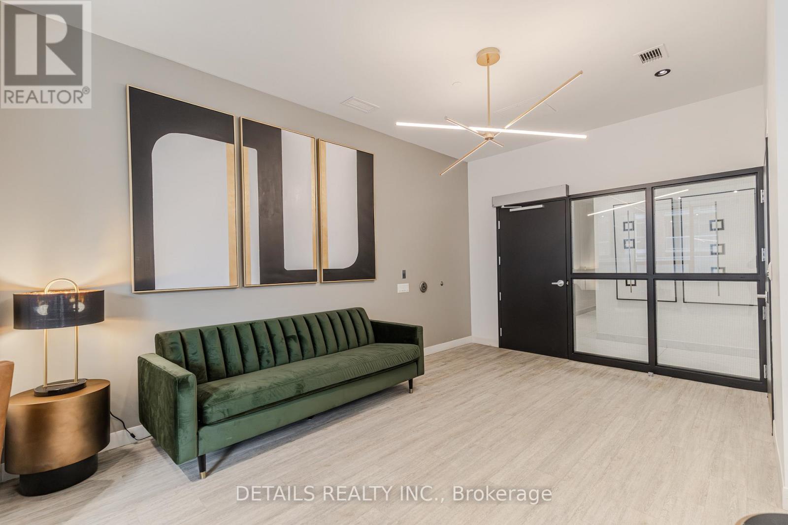 #610 180 GEORGE STREET - 20