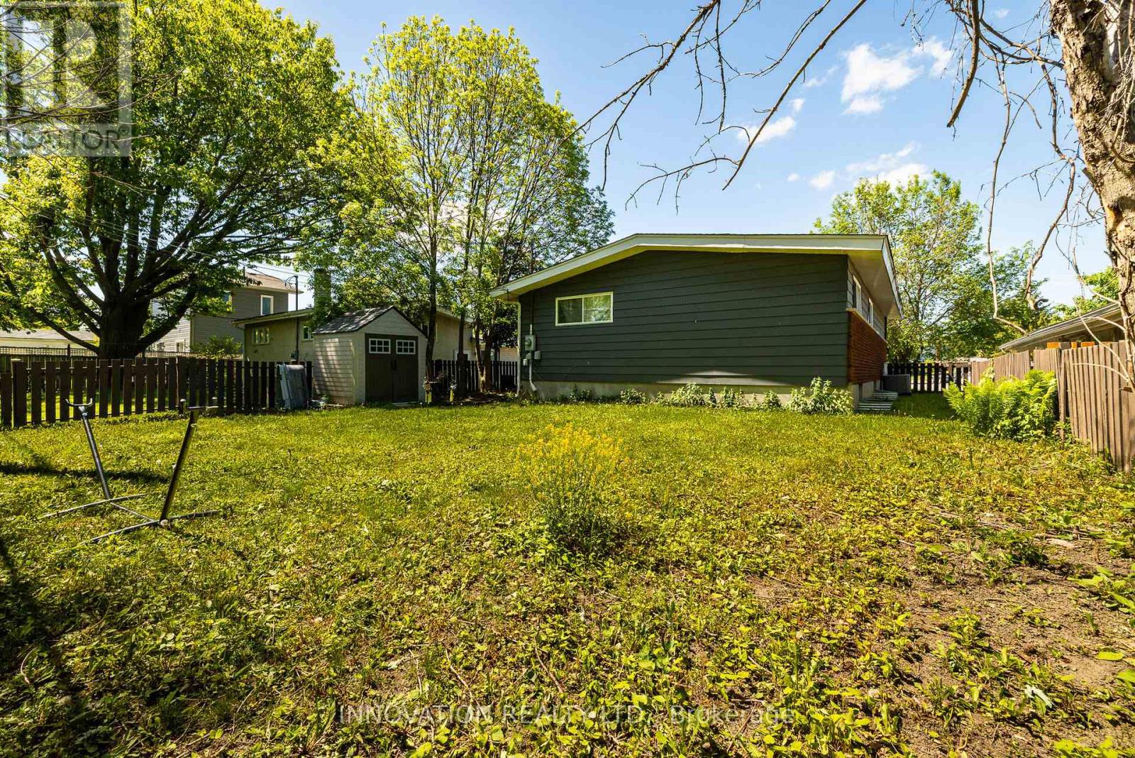 5 Bed, 2 Bath House for Sale in Ottawa – 2329 RYDER STREET, Ottawa – MLS# X13439488 - Image 14