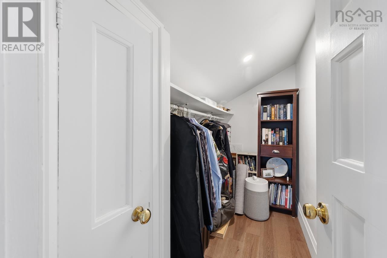 939 Bellevue Avenue - 31