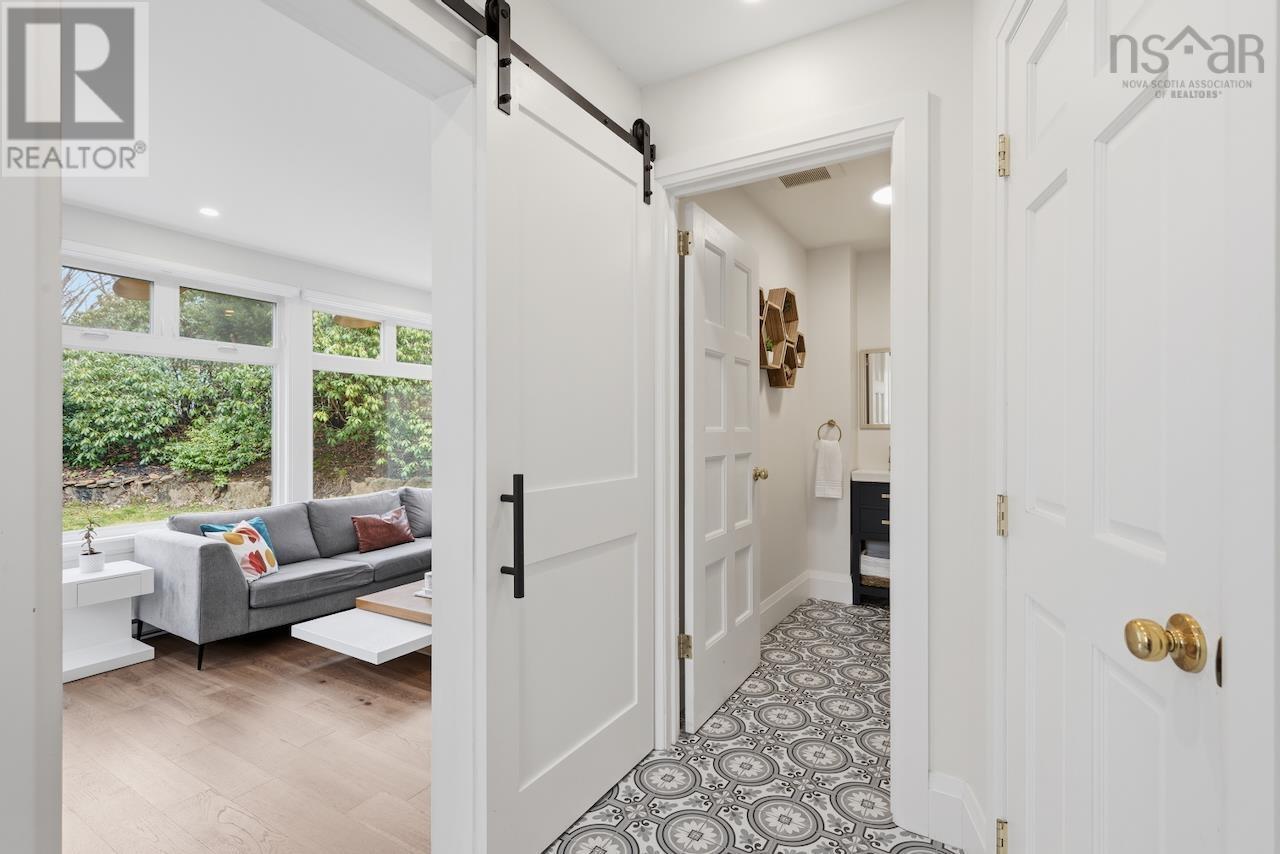 939 Bellevue Avenue - 22