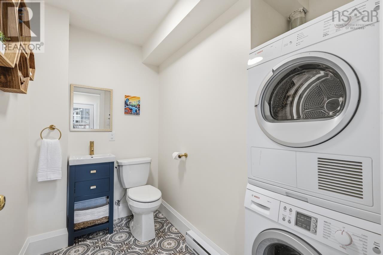 939 Bellevue Avenue - 23