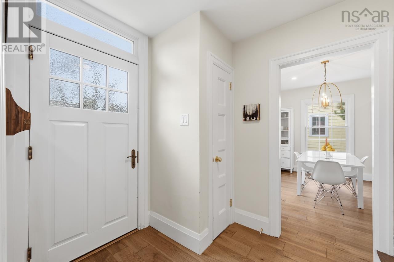939 Bellevue Avenue - 3