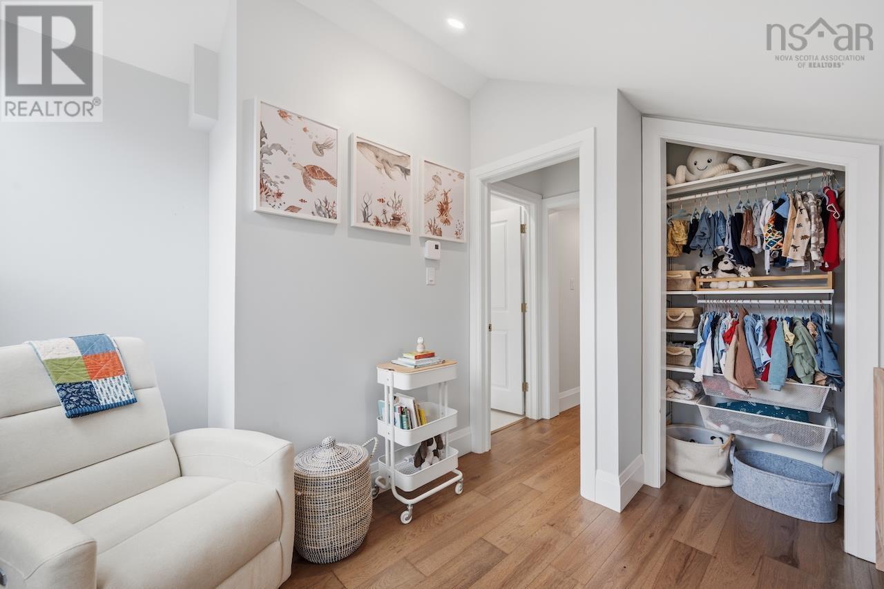 939 Bellevue Avenue - 34