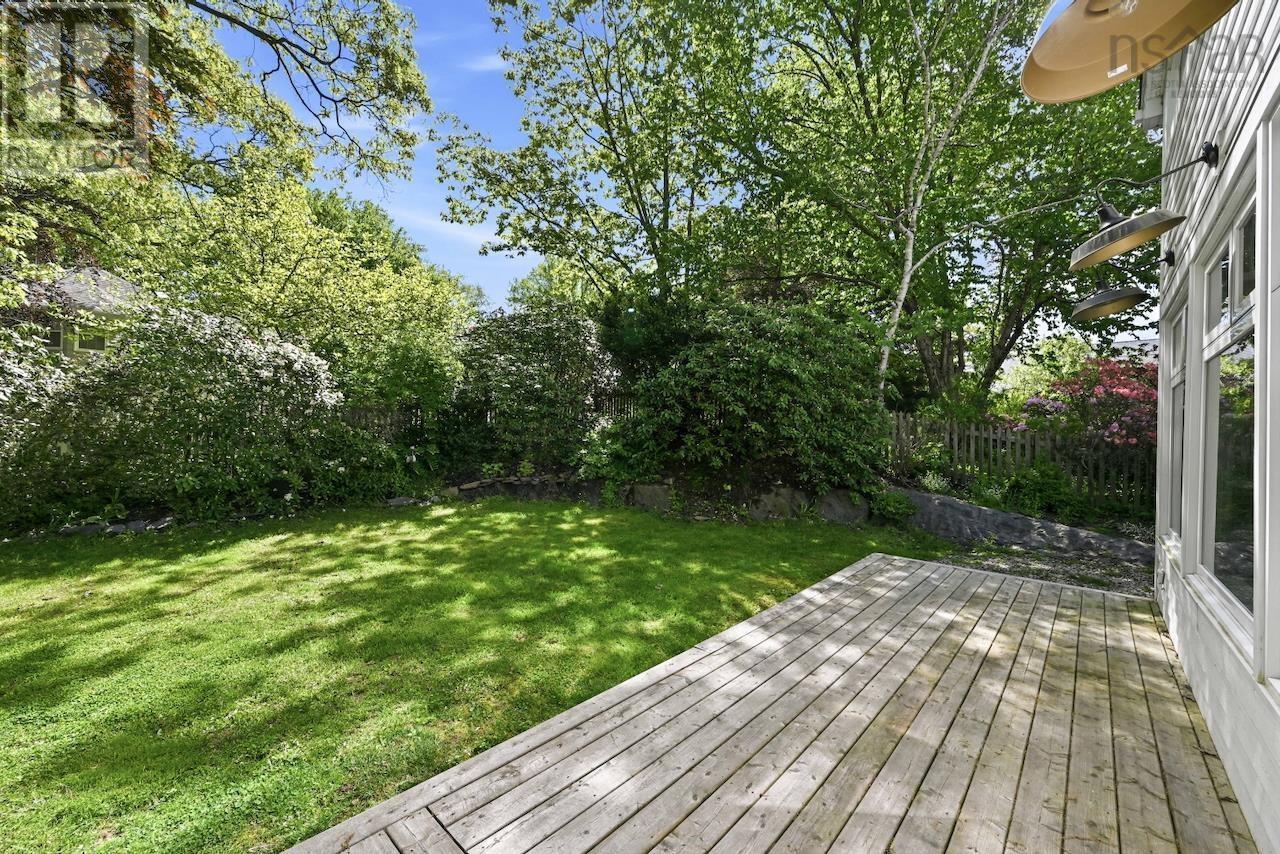 939 Bellevue Avenue - 40