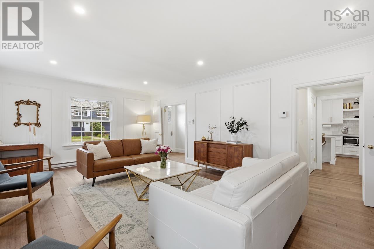 939 Bellevue Avenue - 8