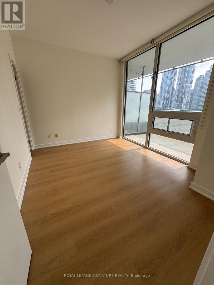#914 1 MARKET STREET - 13