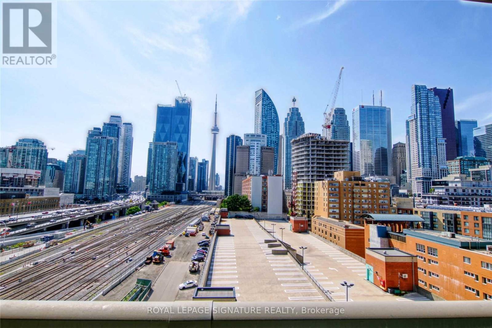 #914 1 MARKET STREET - 26