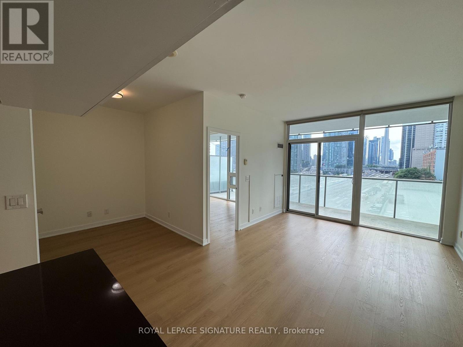 #914 1 MARKET STREET - 9