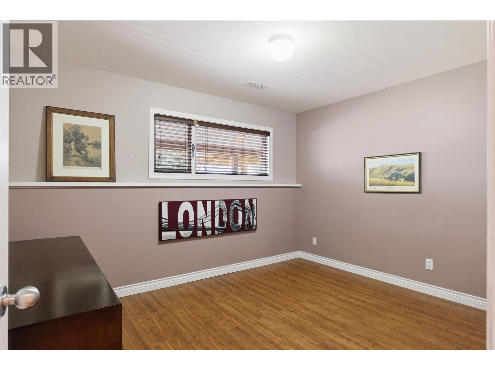 5042 GLOINNZUN DRIVE - Image 34