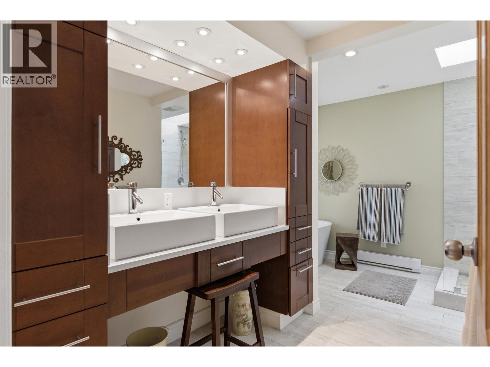 5042 GLOINNZUN DRIVE - Image 26
