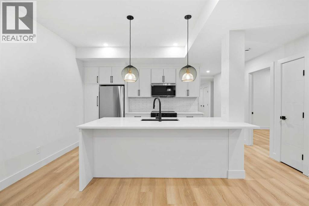 630 27 Avenue NE - 29