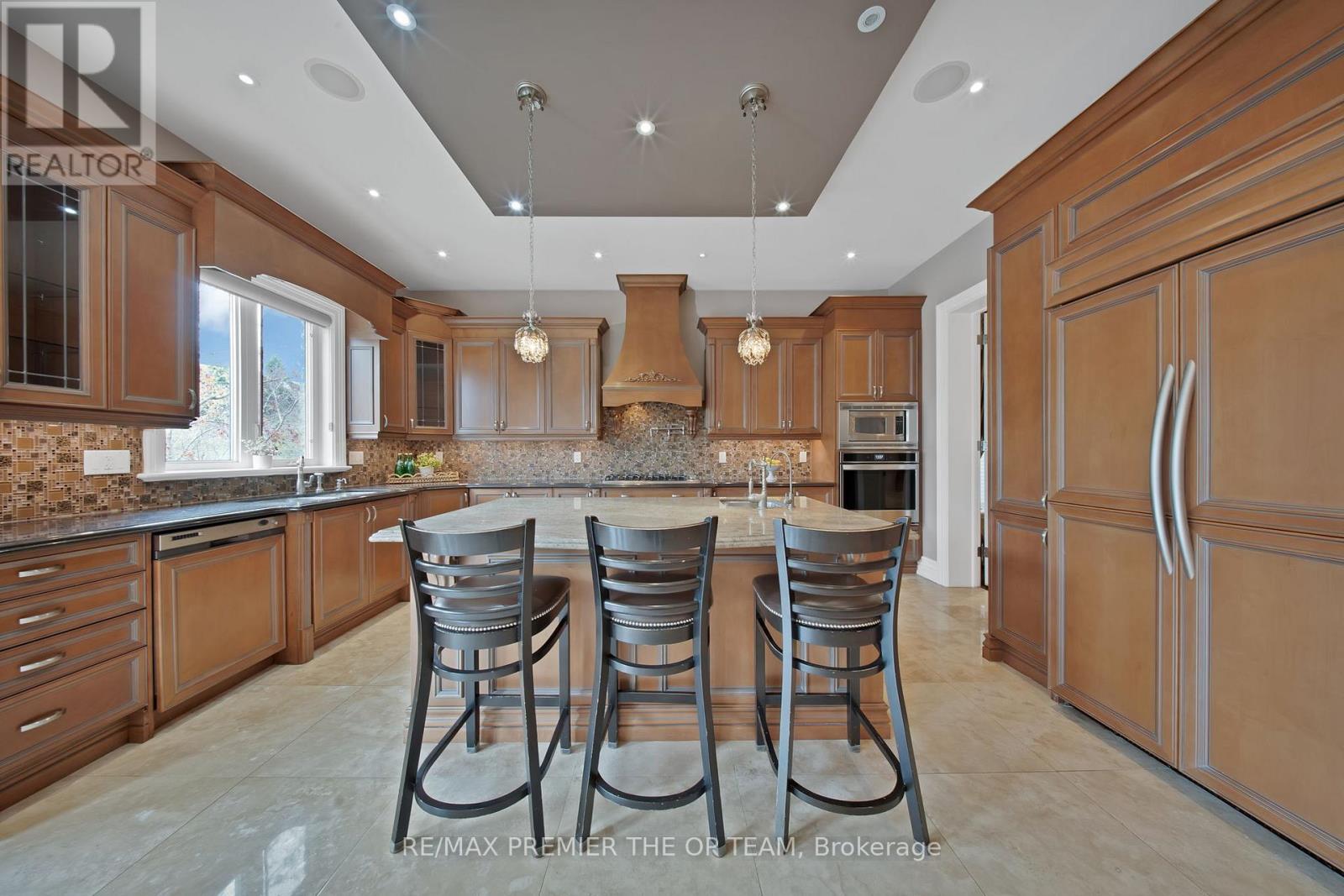 62 AUTUMN GROVE COURT - 26
