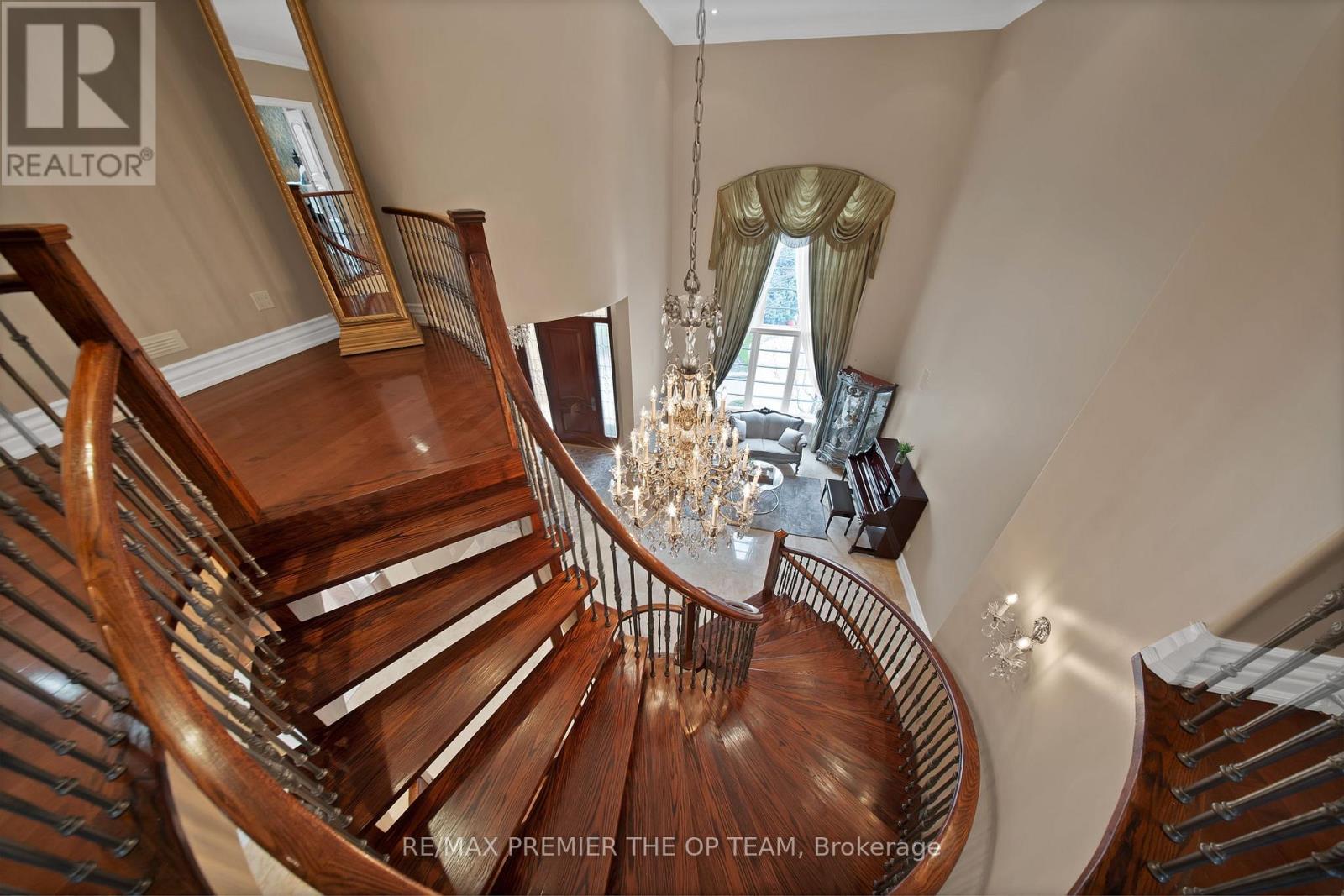 62 AUTUMN GROVE COURT - 44