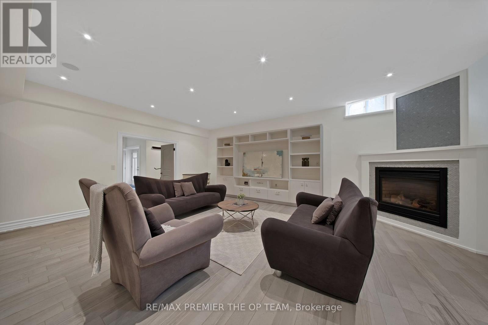 62 AUTUMN GROVE COURT - 50