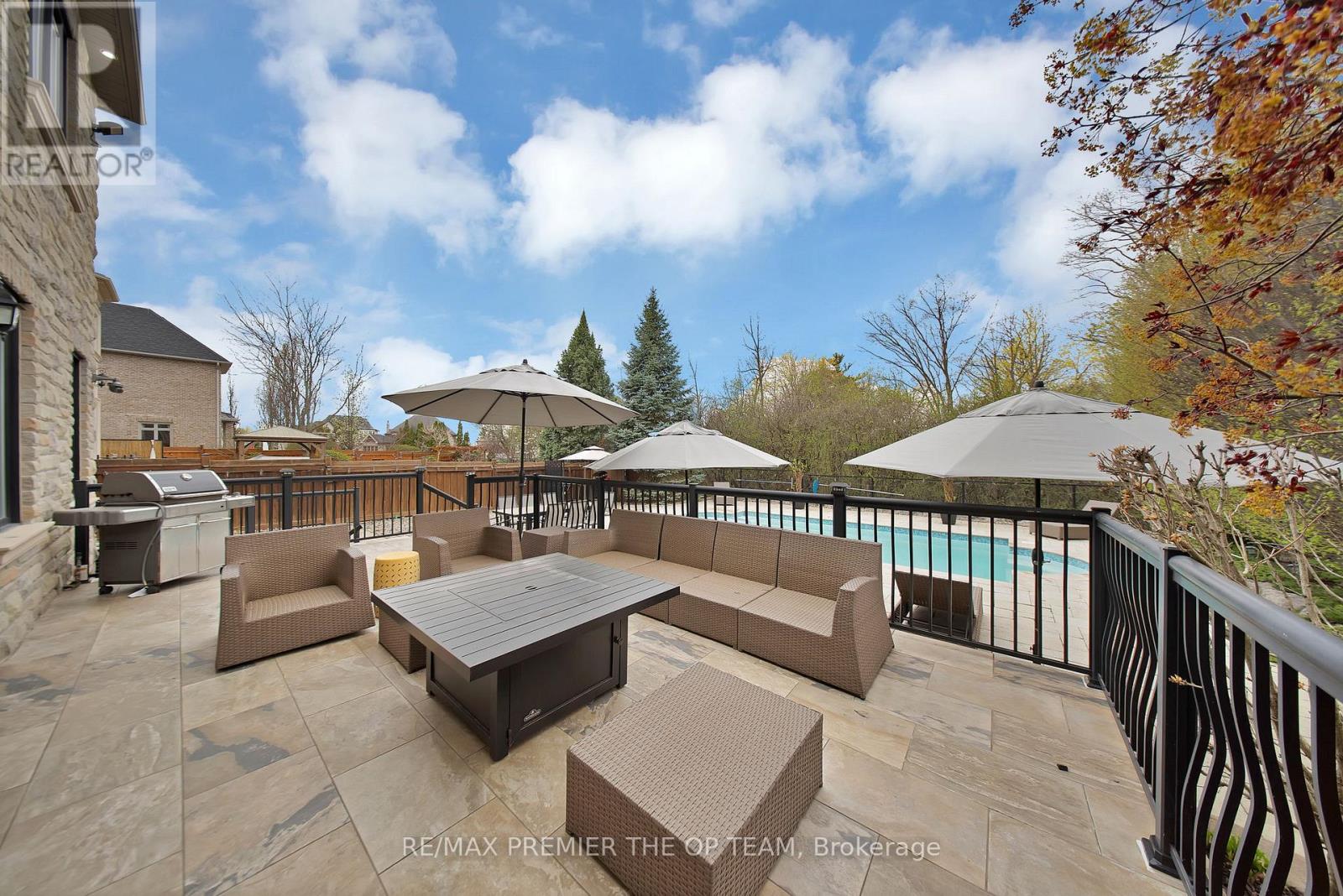 62 AUTUMN GROVE COURT - 8
