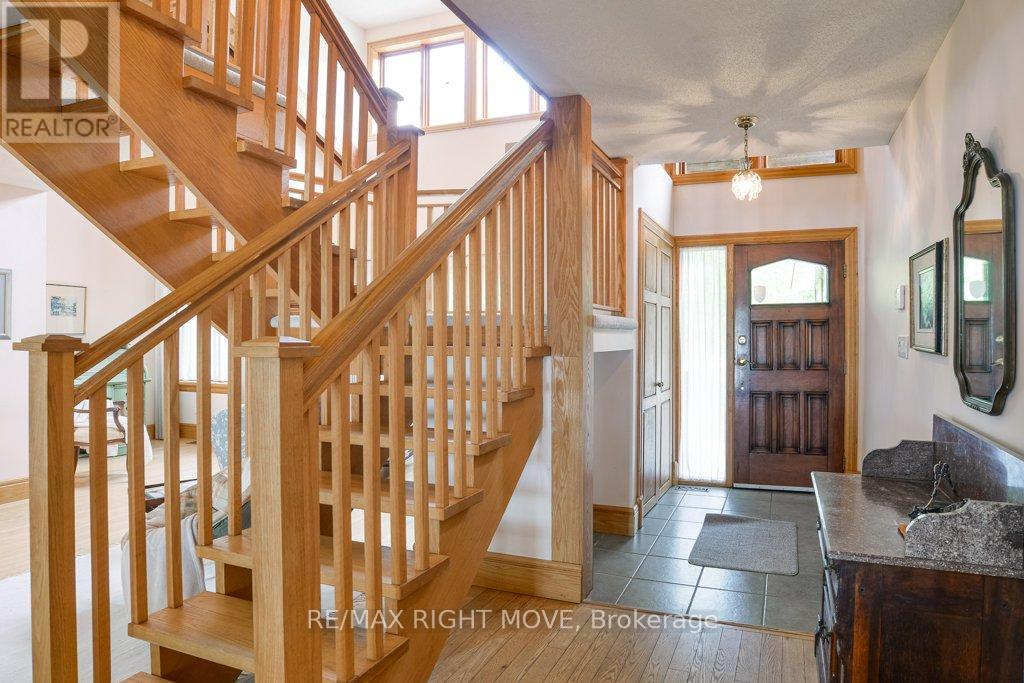 3866 GLENREST DRIVE - 12