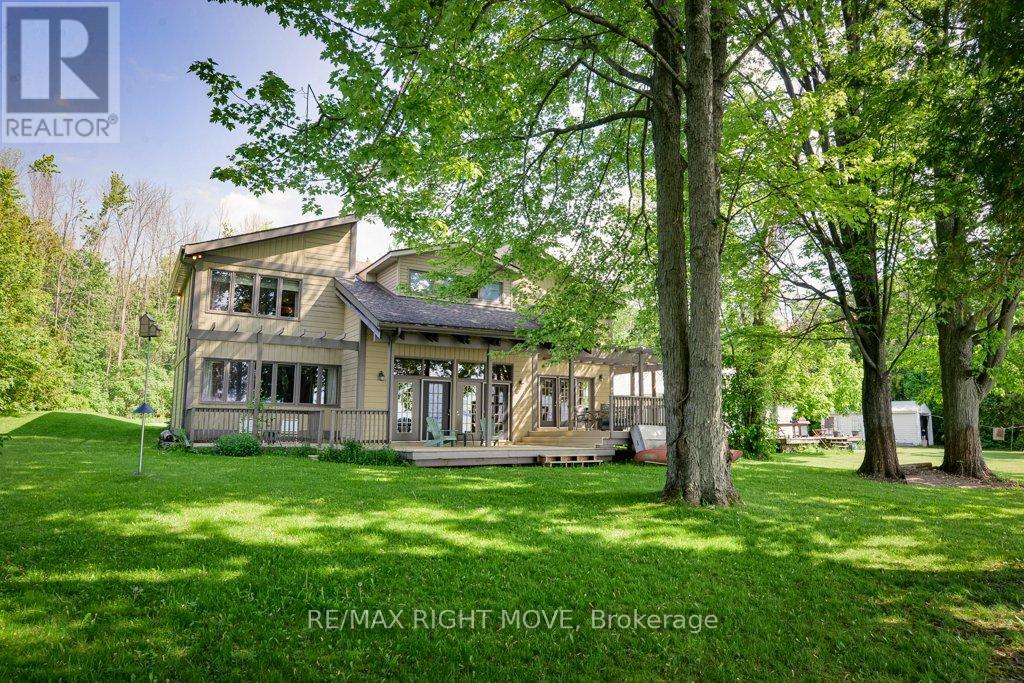 3866 GLENREST DRIVE - 36