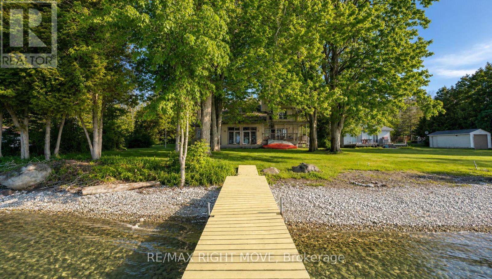 3866 GLENREST DRIVE - 4