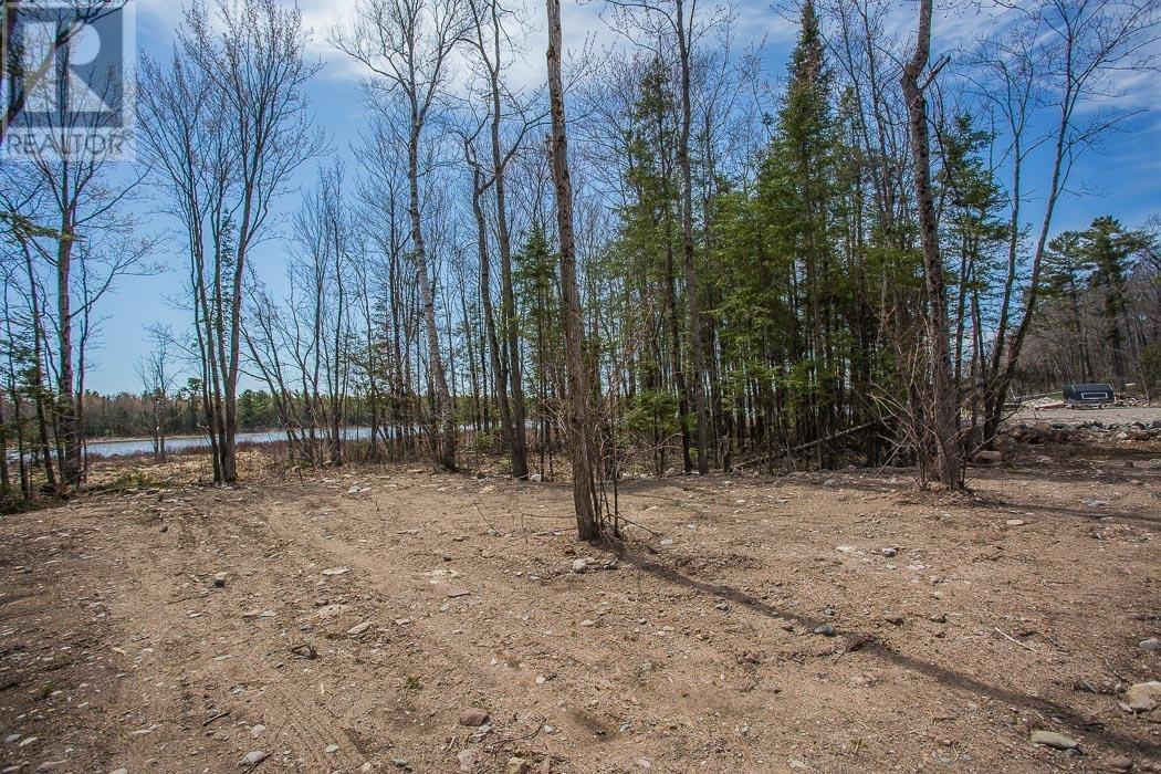 279 Finns Bay RD N, Laird Township