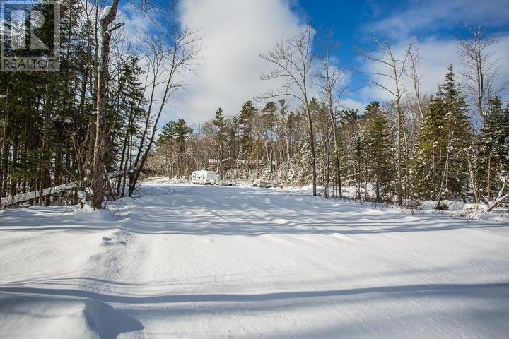 279 Finns Bay RD N, Laird Township