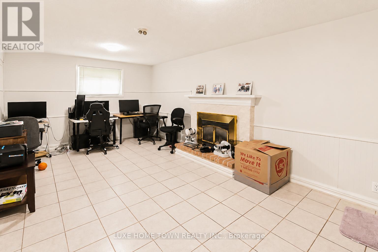 762 RAILTON AVENUE - 16