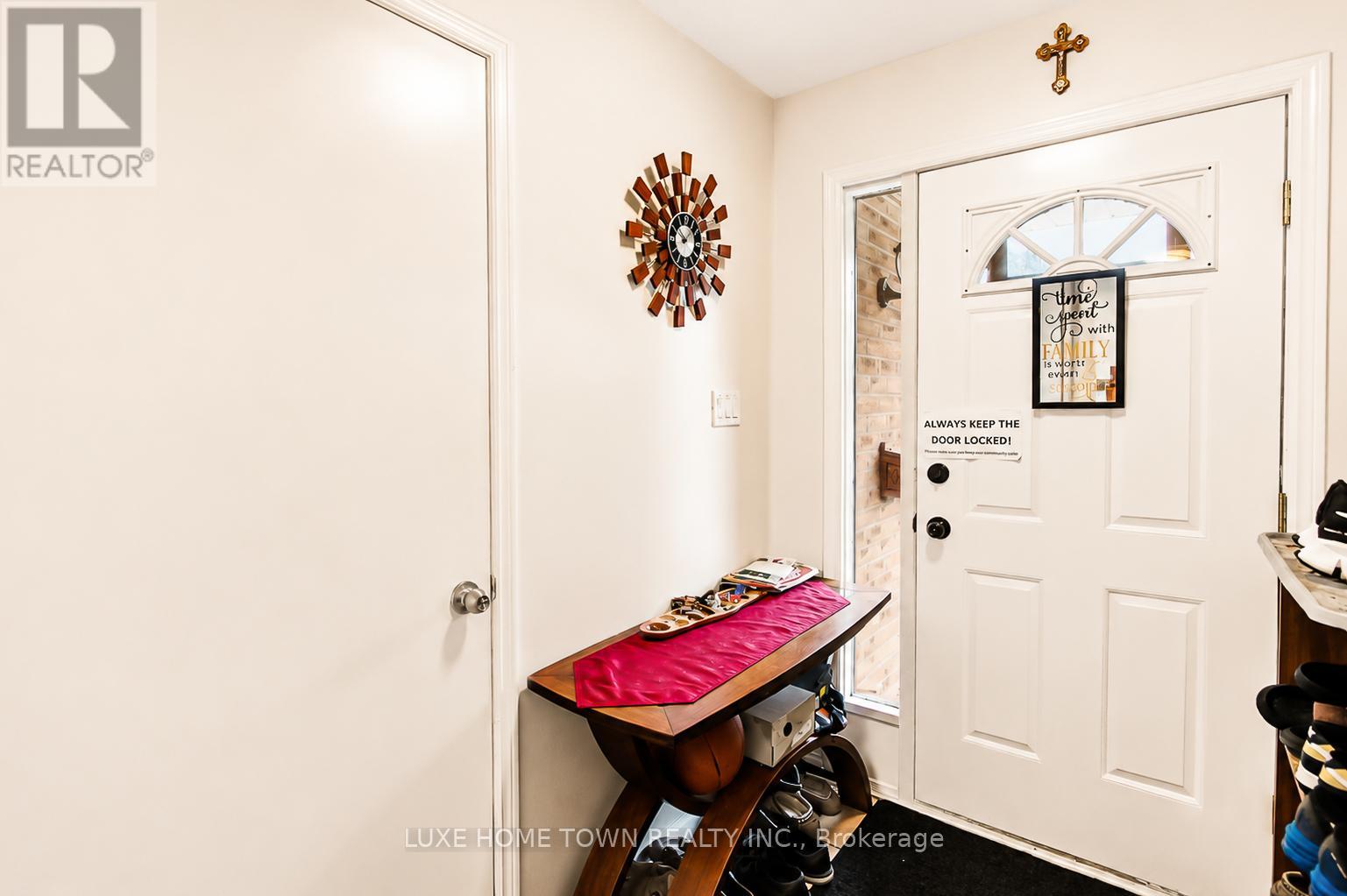762 RAILTON AVENUE - 5