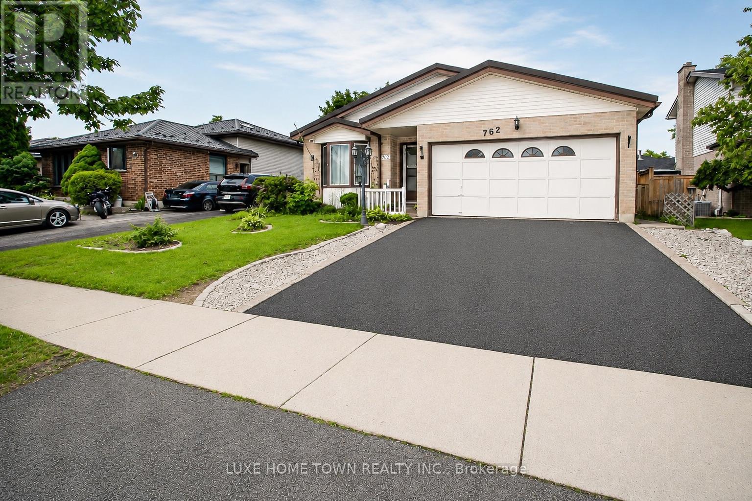 762 RAILTON AVENUE - 1