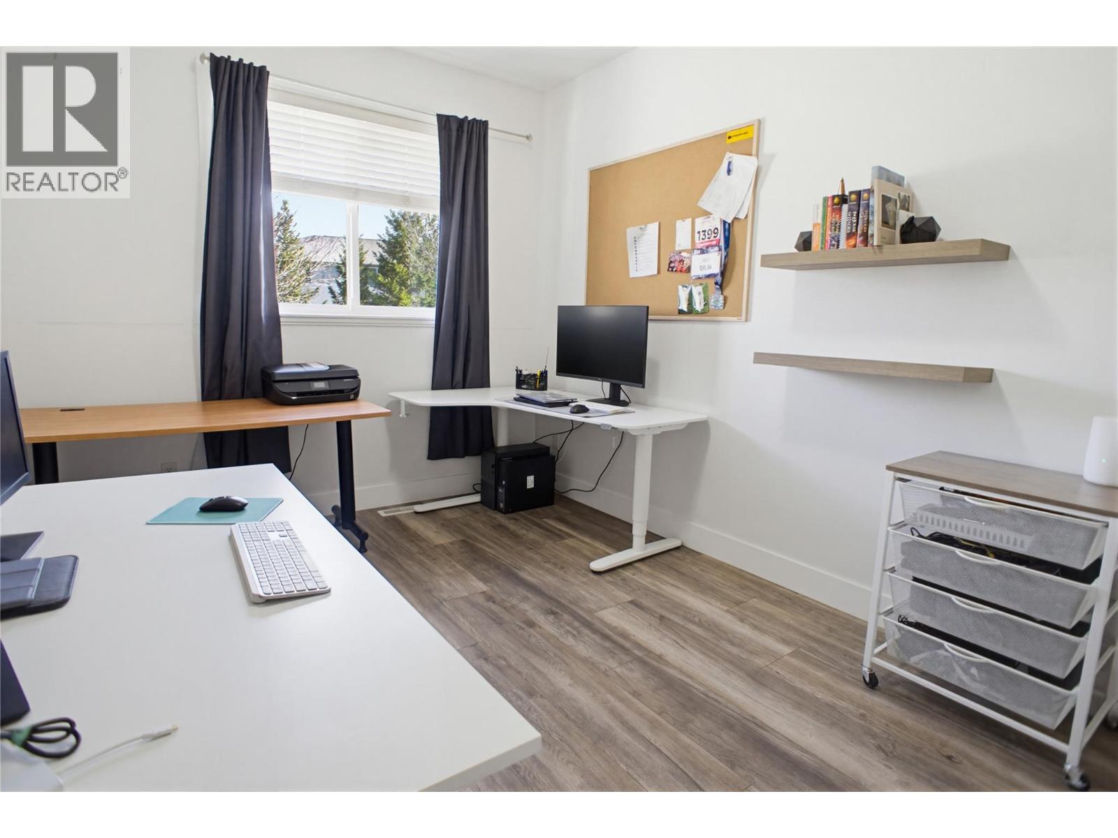 #6 2046 ROBSON Place - 15
