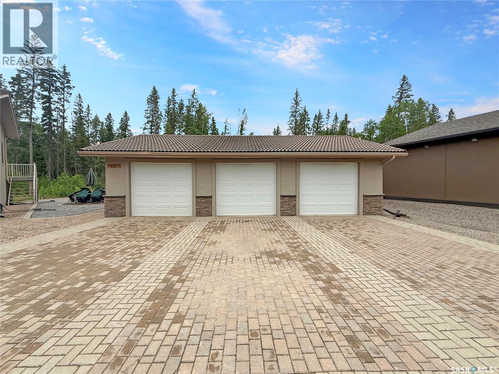 1 Eagle CRESCENT — photo 34