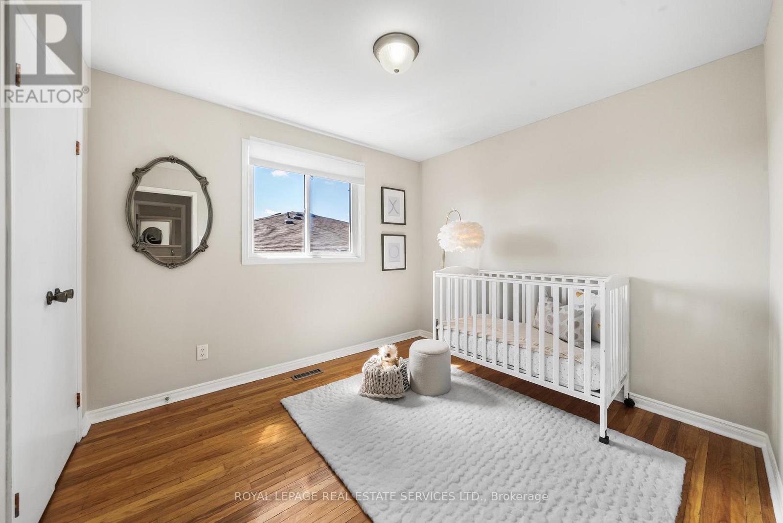 34 JOHN LINDSAY COURT - 23