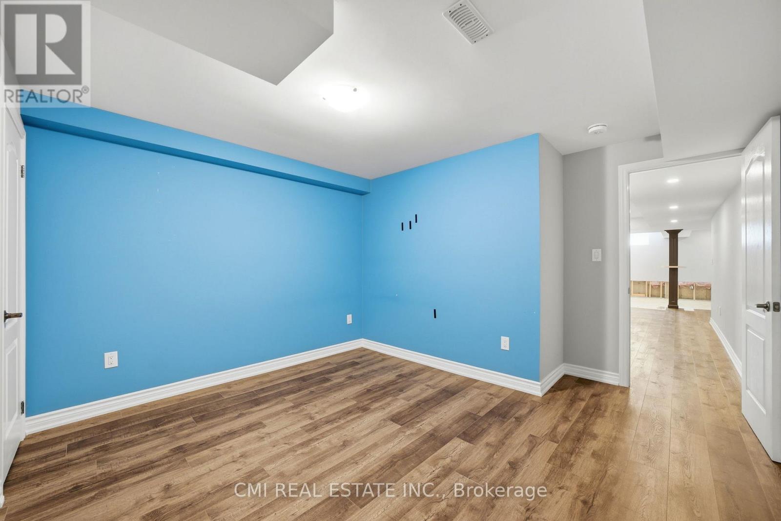 #83 56 SEEDHOUSE ROAD - 32