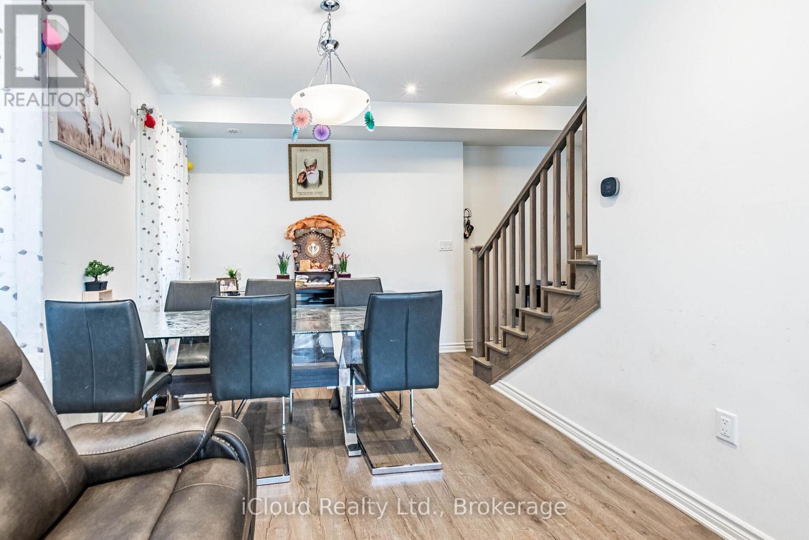 25 KEPPEL CIRCLE - 11