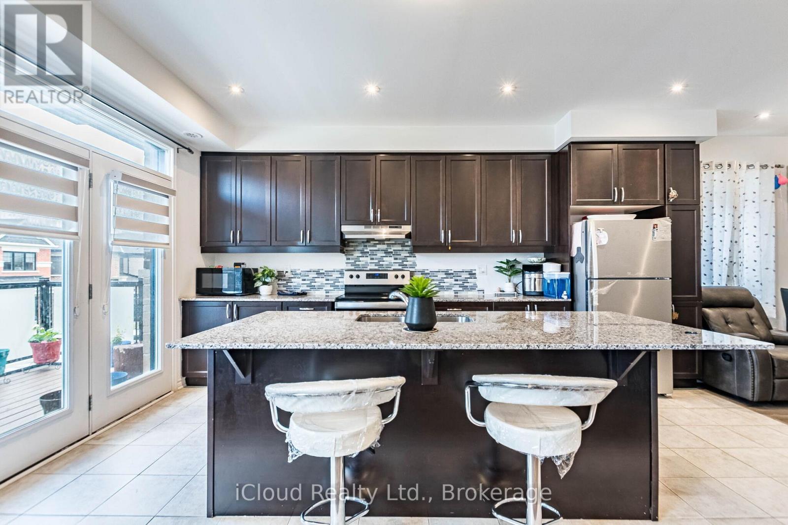 25 KEPPEL CIRCLE - 8