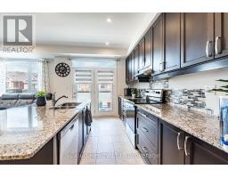 25 Keppel Circle, Brampton, ON L7A0B6 Photo 10